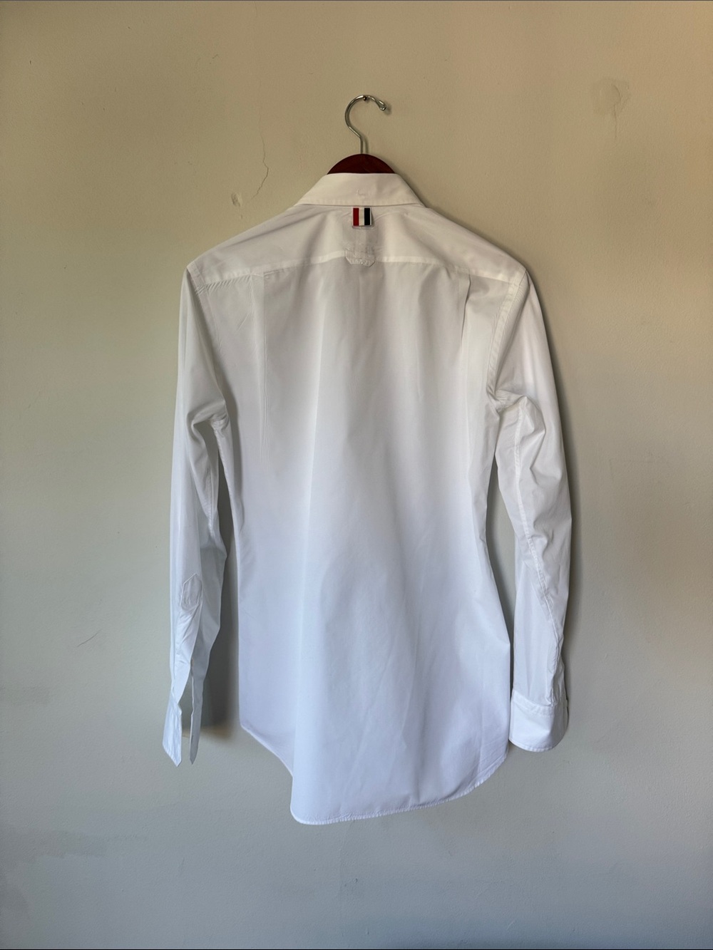 Thom Browne White Long-Sleeve Cotton Dress Shirt with Red Inner Placket Accent - Picture 5 of 6